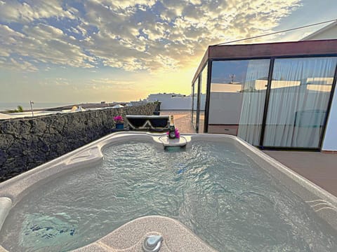 Hot Tub, Sea view, Sunset