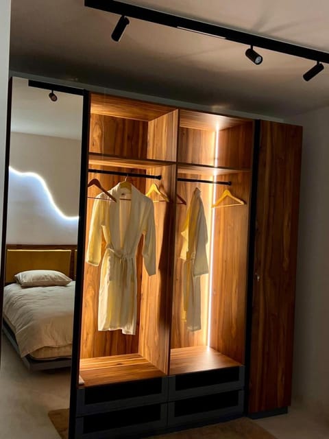 Bedroom, wardrobe