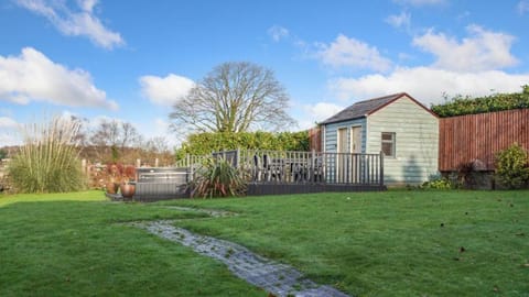 The Stone Barn Cottage Apartment in Rhos