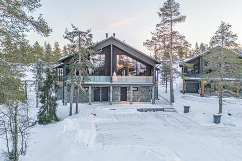 Property building, Day, Natural landscape, Winter