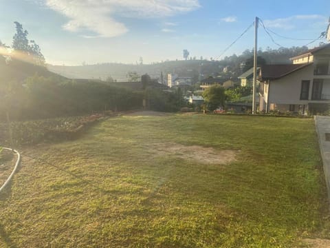 View (from property/room), Garden view, Landmark view, Mountain view