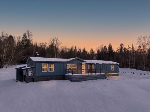 Property building, Natural landscape, Winter