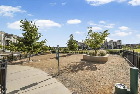 Landing at Parkside at Littleton Village - 1 Bedroom in Littleton Apartamento in Littleton