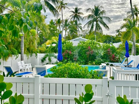 Castaway Island Vacation Bungalow Villa in Lower Matecumbe Key