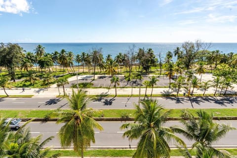 Spring, Day, Neighbourhood, Natural landscape, Bird's eye view, Beach, Sea view, Location, Parking