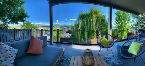 Patio, Natural landscape, View (from property/room), Balcony/Terrace, Balcony/Terrace, Mountain view