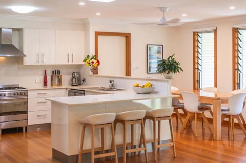 13 William - Oceanstays - Pet Friendly House in Yamba