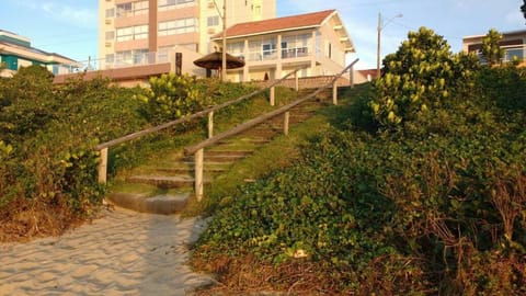 Casa Frente Mar 4 Quartos 3wc 10 Pessoas Prox Beto Carrero House in Barra Velha