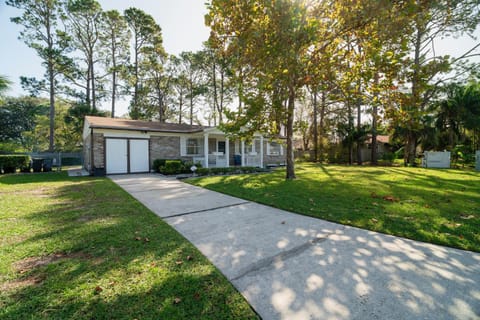 Beautiful home close to the Beach and Mayo Clinic Maison in Palm Valley