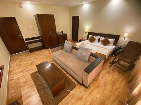 Sukhmantra Resort & Spa Hotel in Candolim