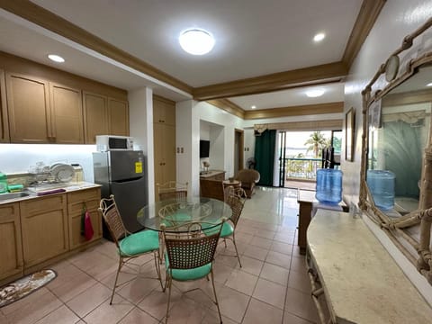 Canyon Cove by Lawton Apartment in Nasugbu