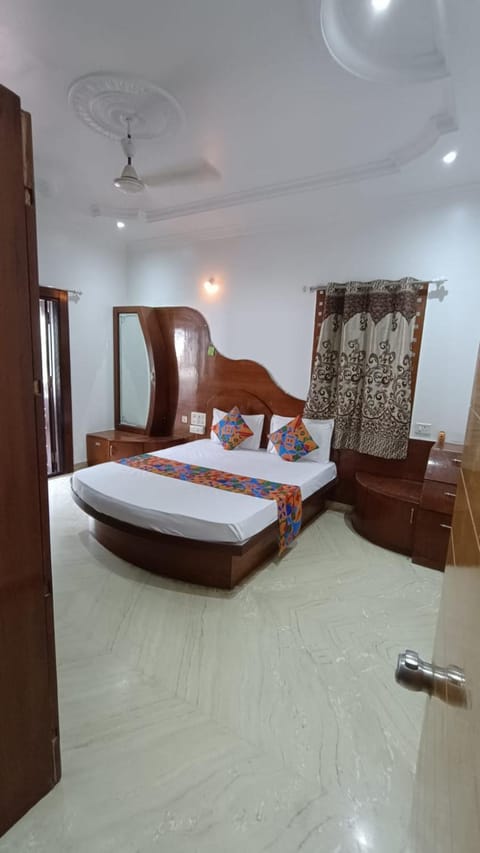 RB Guest House Apartment in Pune