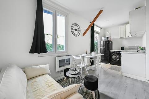 Le Manly - Charmant T2 - Proche Paris - Wifi Apartment in Malakoff