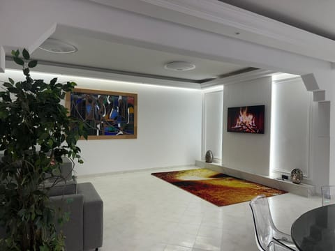 TV and multimedia, Living room