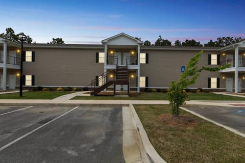 Cypress 71 2bd2b With Full Kitchen Equip Appartamento in Tifton