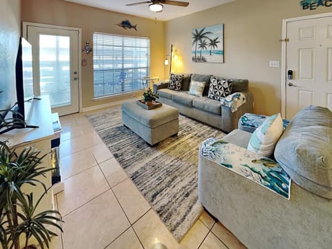 Harbor East Condominiums 414D Apartment in Texas City