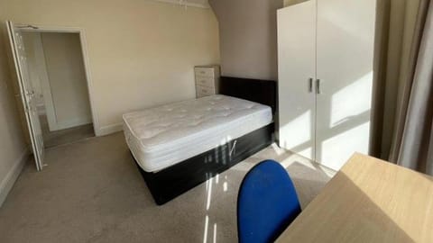 Comfy and cosy 1 bed flat in IG11 Apartment in Barking