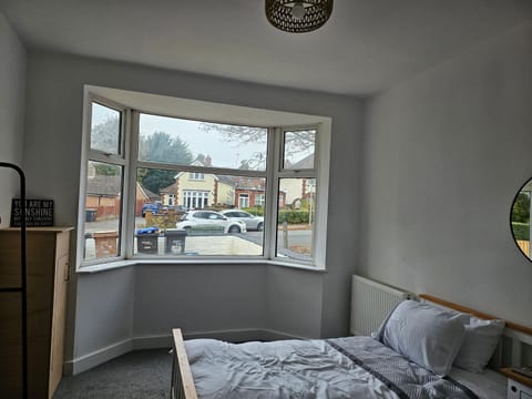 The White Bungalow House in Northampton