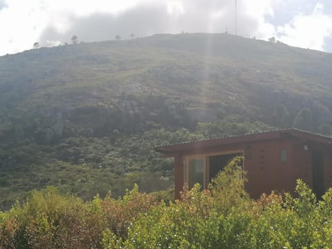 Terra Cristal - Hermosas Yurtas en la ladera del Cerro Pan de Azúcar Luxury tent in Piriápolis