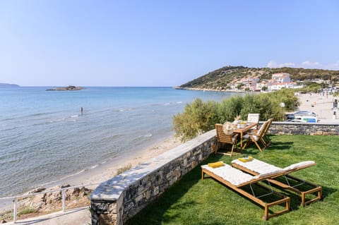 Natural landscape, Garden, Balcony/Terrace, Beach, sunbed