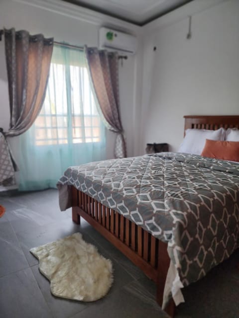 SWEET HOME PREMIUMCLass Apartment in Douala