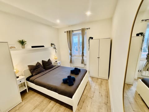 Bed, Photo of the whole room, Bedroom, towels, wardrobe