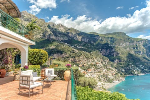 Patio, Day, Natural landscape, View (from property/room), Balcony/Terrace, Dining area, Mountain view, Sea view