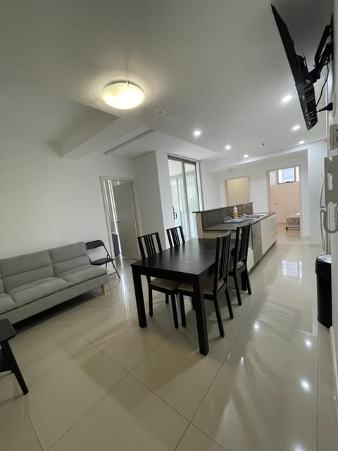 Entire 2 bedroom apartment in Mascot Apartment in Mascot