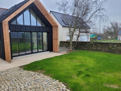 Property building, Garden, Garden view