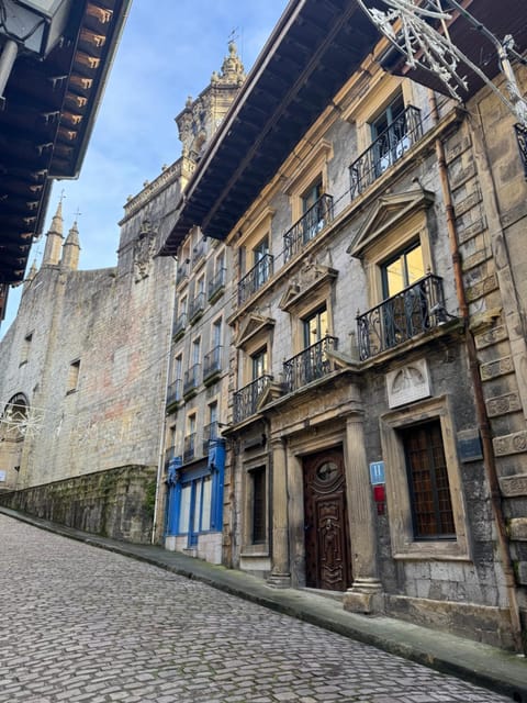 Palacio Pampinot Hotel in Hendaye