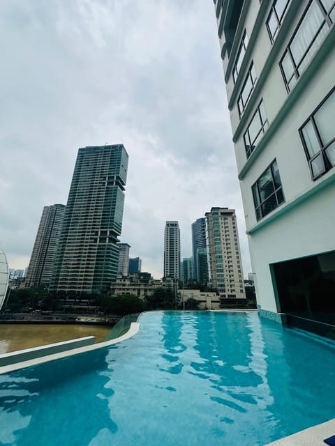 Hotel Residences At Acqua Suite King Novotel Tower By Princess Hotel in Mandaluyong