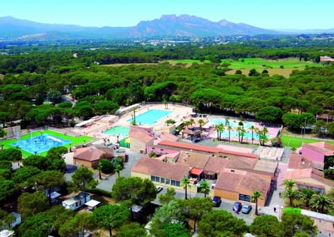 Nearby landmark, Bird's eye view, Pool view