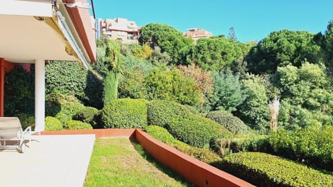 Superbe appartement terrasse piscine vue panoramique mer et montagnes Apartment in Mandelieu-La Napoule