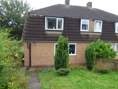 Property building, Spring, Day, Garden, Garden view