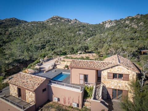 Property building, Bird's eye view