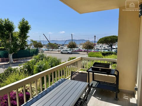 Patio, Sea view