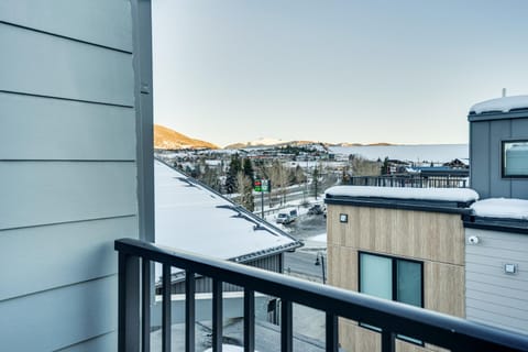 7 Mi to Skiing Dtwn Silverthorne Townhome Casa in Silverthorne