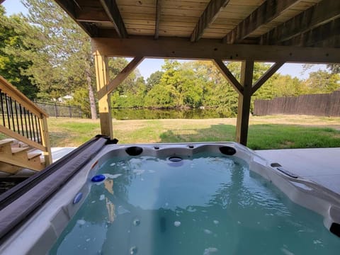 Patio, Day, Natural landscape, Hot Tub, Lake view