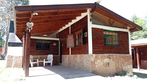 Cabañas La Escondida House in Santa Rosa de Calamuchita