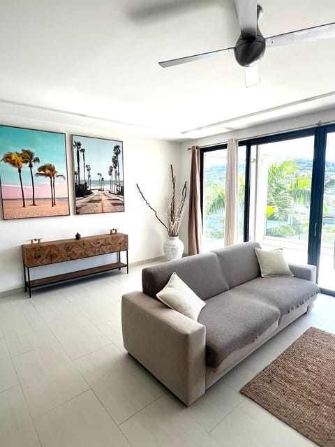 Very luxury Waterfront apartment at Las Brisas Apartment in Sint Maarten