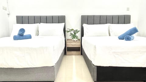 10Pax Spacious Semi-D&Nearby City Centre House in Sarawak, Malaysia