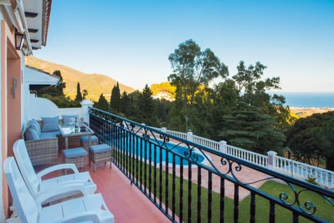 Seaviews & pool in center of Mijas Pueblo Apartment in Mijas