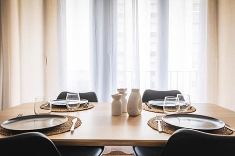 Seating area, Dining area