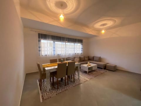 Apparemment Apartment in Oran