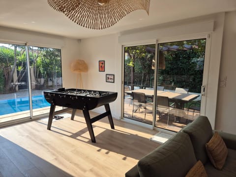 Villa Moderne avec Piscine Privée Villa in Hyères