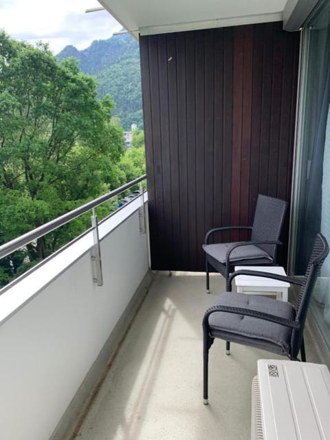 501 Schlafzimmer, Wohnzimmer, Küche und Bad mit Bergblick Apartment in Bad Reichenhall