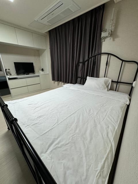 Ocean-view room for bed Apartment hotel in Gyeonggi-do