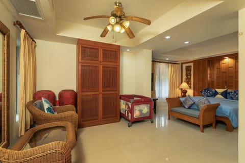 7br Luxury pool villa in Panwa Villa in Wichit