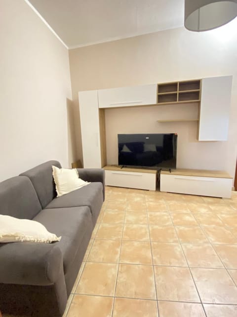 Communal lounge/ TV room, TV and multimedia, Living room, Seating area