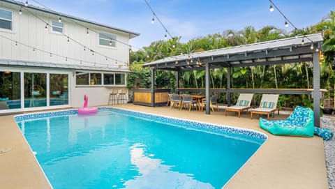 Pool view, Swimming pool